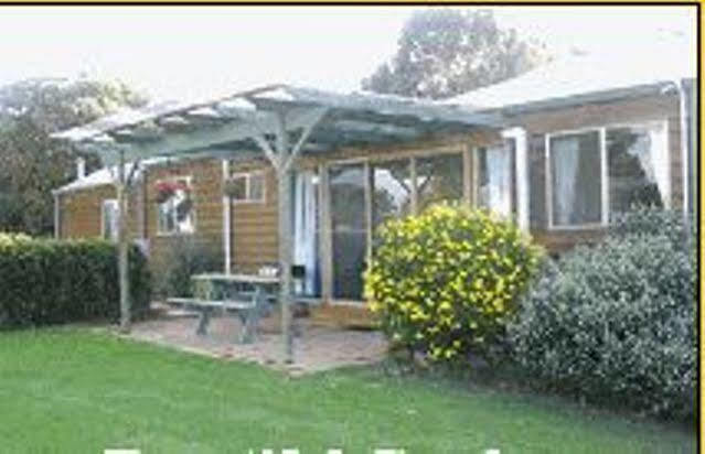 Sunflowers Animal Farm & Farmstay Margaret River Exterior photo